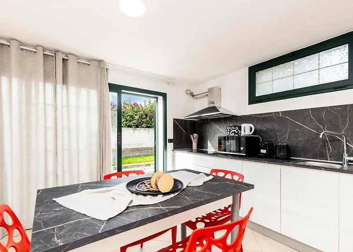 Monni Vakantiehuis Àrbatax